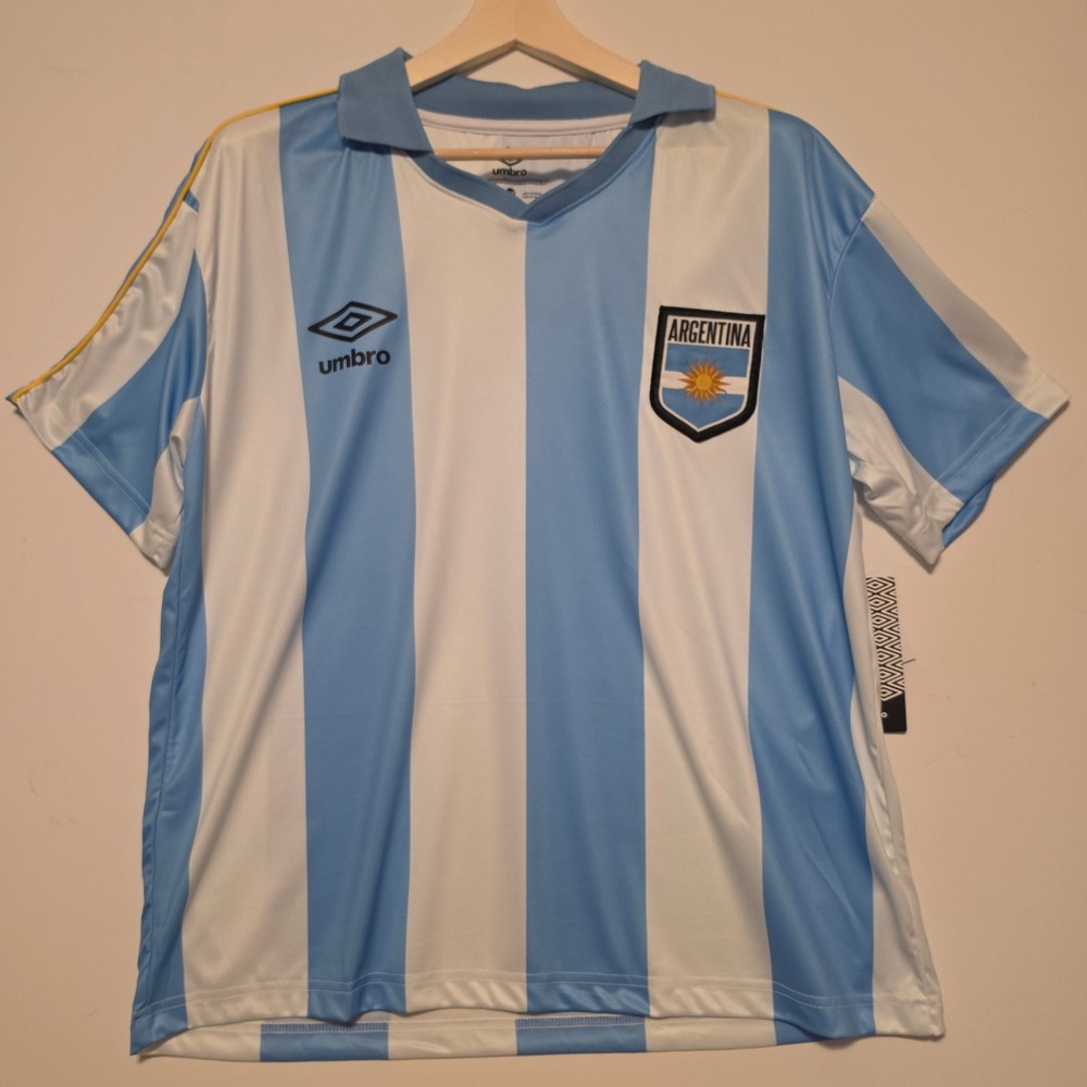 Umbro Argentina Soccer Jersey Striped Blue White Football 2026 Men's Medium